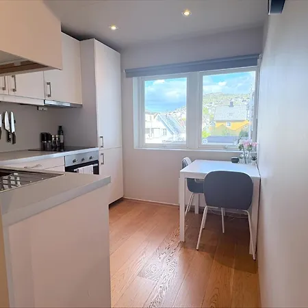 Spacious & Cozy With Balcony Apartamento