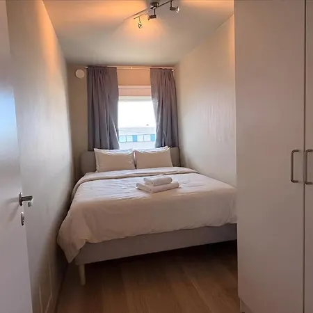 Spacious & Cozy With Balcony * Bergen
